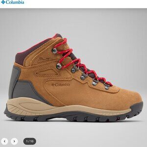 Columbia - Women’s Newton Ridg Plus Waterproof Amped Hiking Boot - Wide
